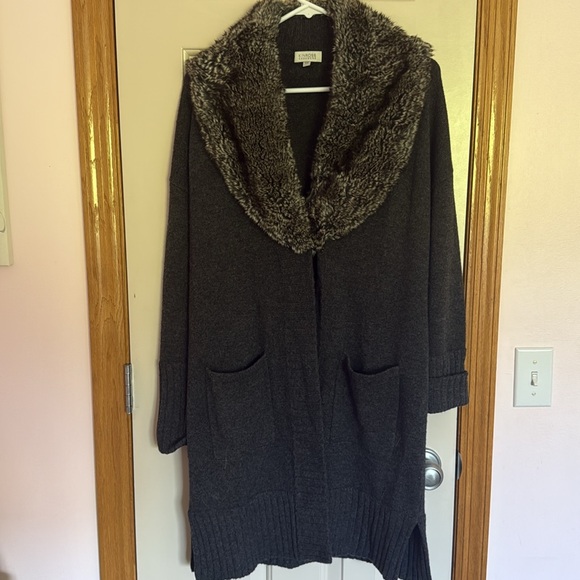 Kinross Cashmere Sweaters - Kinross Cashmere Long Gray Cardigan with Plush Fur Collar